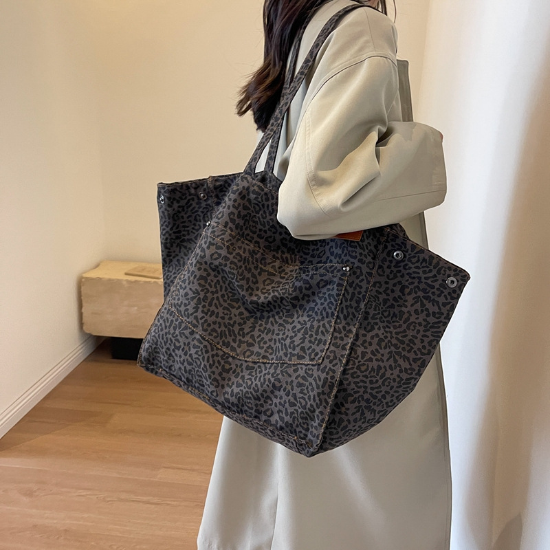 Canvas Tote Designer - กระเป๋าถือลายเสือดาว กระเป๋าสะพายไหล่ผ้าแคนวาสสไตล์วินเทจ กระเป๋าถือแฟชั่นความจุใหญ่สำหรับใช้ในโรงเรียน ที่ทำงาน และช้อปปิ้ง