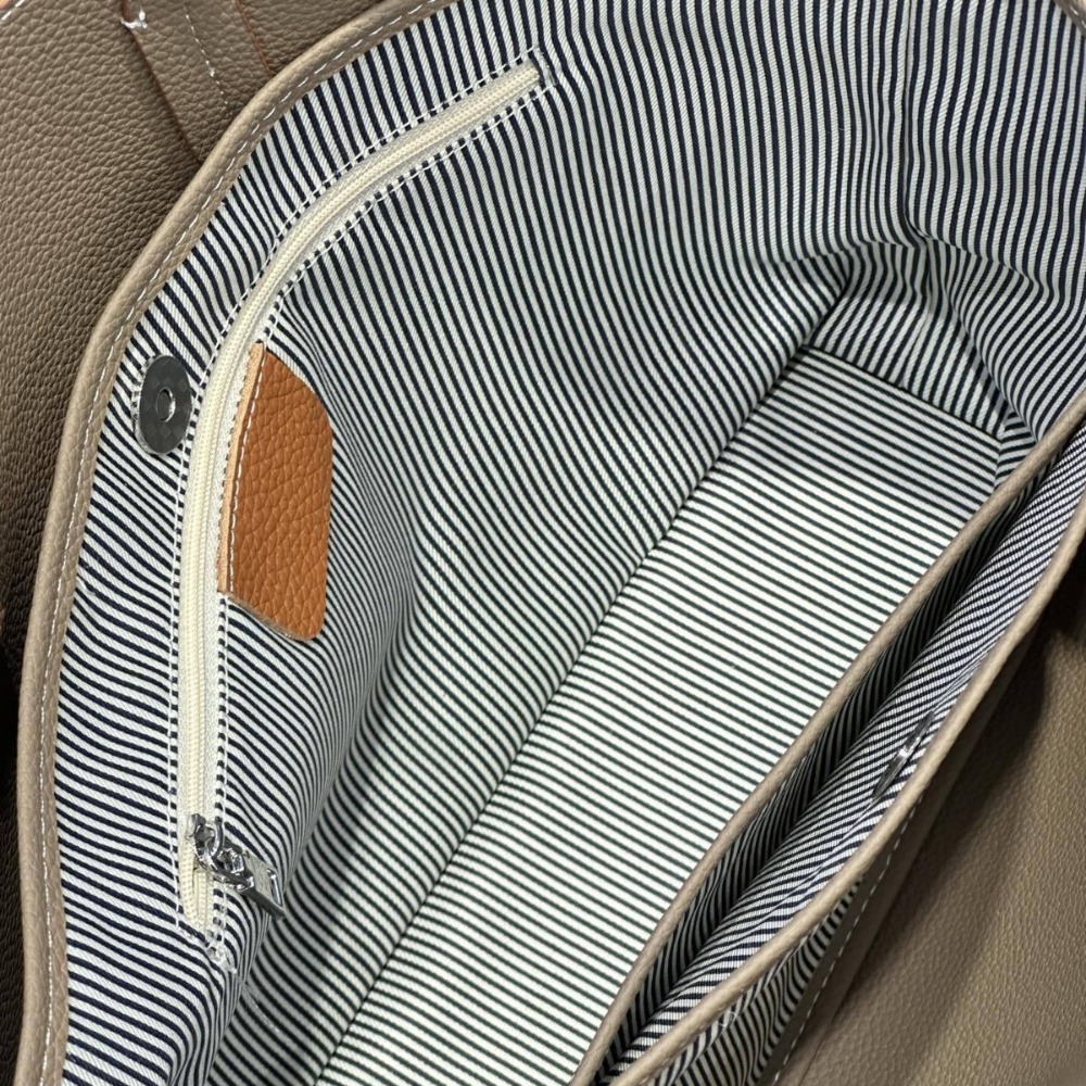 กระเป๋าถือสำหรับผู้หญิง ดีไซน์ - Quiet Luxury Bags Tote บทวิจารณ์และราคา