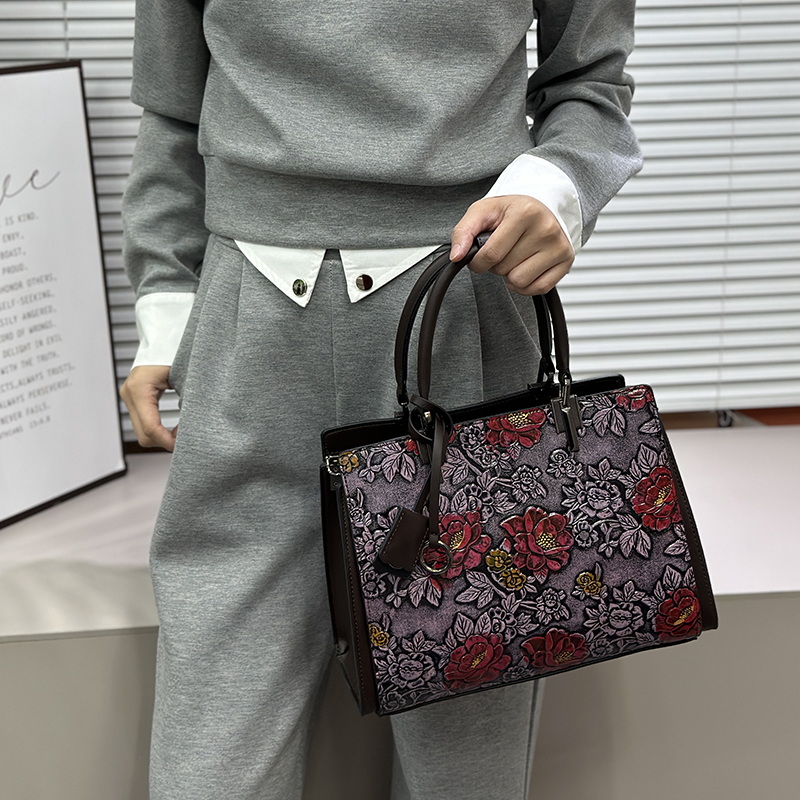กระเป๋าโท้ทลายดอกไม้ 3 มิติ สไ - Quiet Luxury Bags Tote บทวิจารณ์และราคา