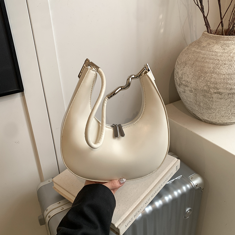 กระเป๋าสะพายไหล่ทรงสี่เหลี่ยม  - Luxury Bags For Women Sale บทวิจารณ์และราคา