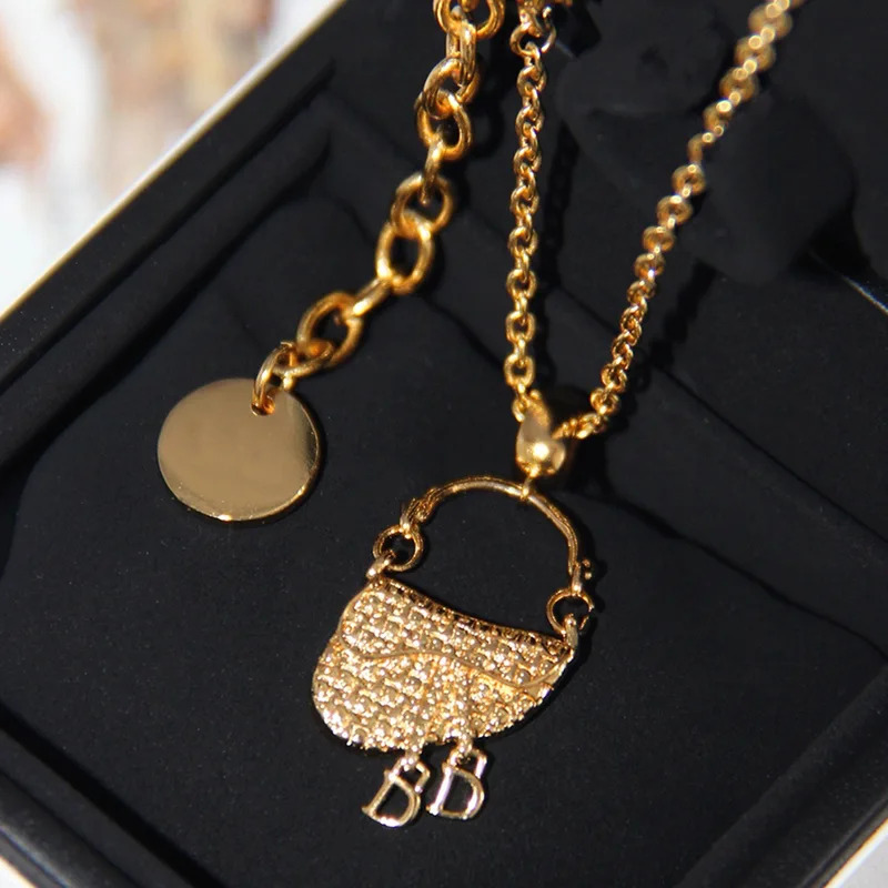 ต่างหูและสร้อยคอแบบจี้รูปทรงอา - Luxury Bags For Women Sale บทวิจารณ์และราคา
