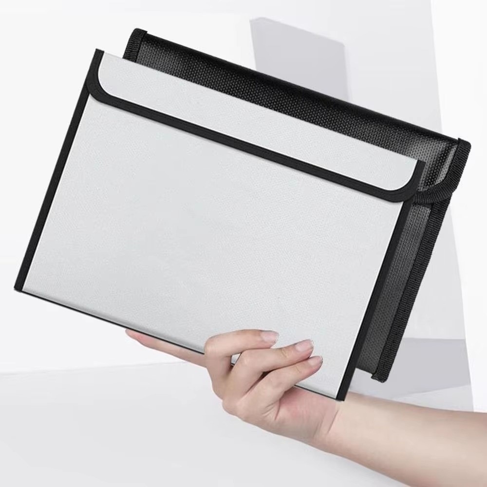 กระเป๋าเอกสารกันน้ำกันไฟ ปิดด้ - Structured Handbag Top Handle บทวิจารณ์และราคา