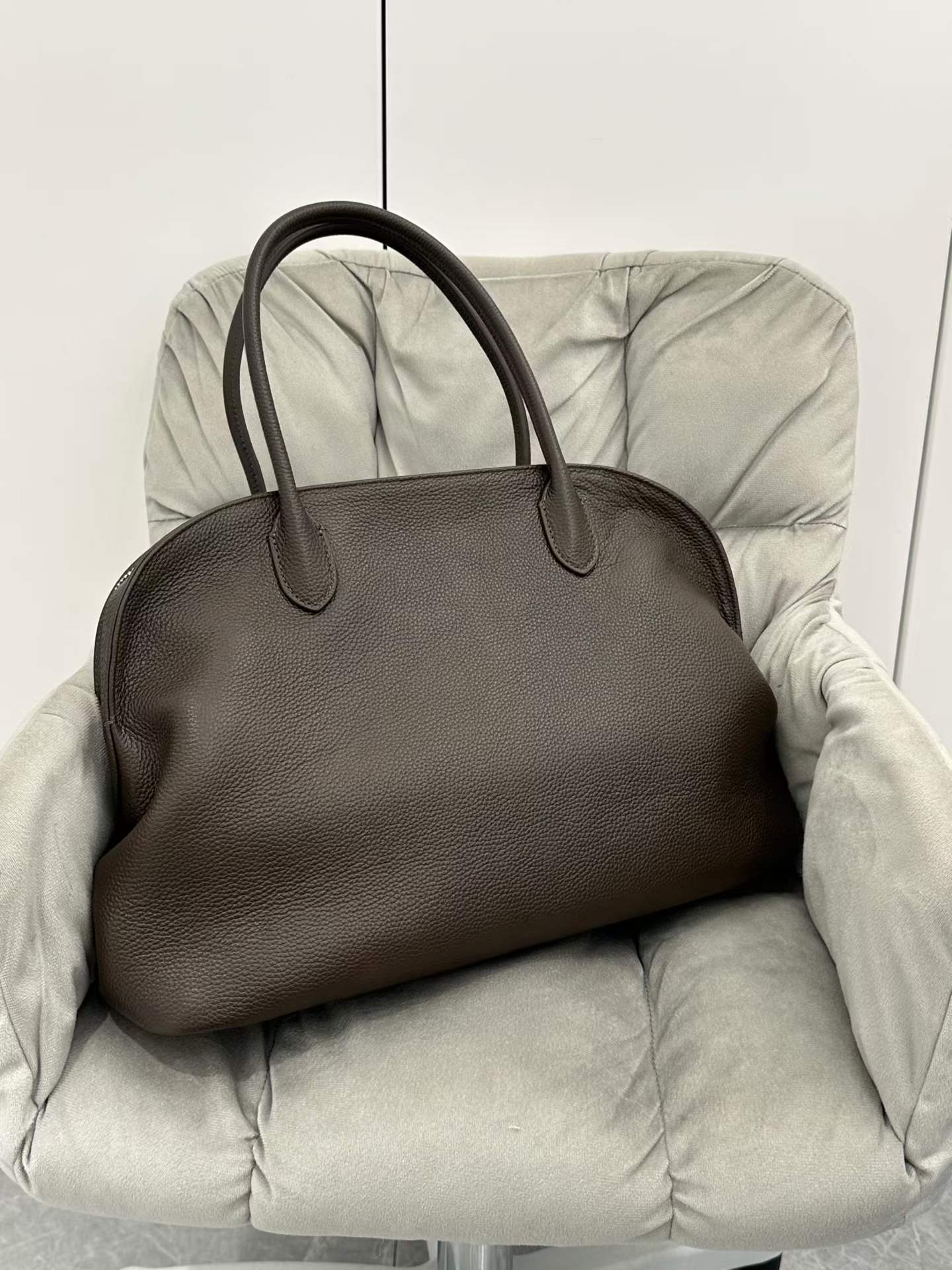 กระเป๋าถือผู้หญิงดีไซน์ใหม่ ลา - Quiet Luxury Bags Tote บทวิจารณ์และราคา