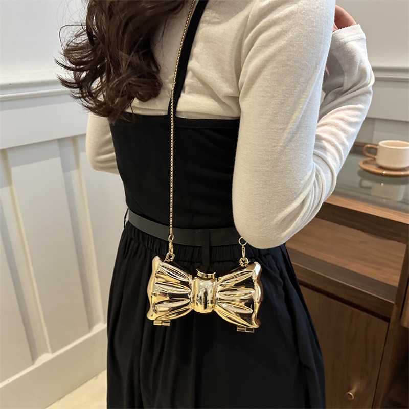 กระเป๋าถือโลหะขนาดเล็กสุดหรูพร - Luxury Zipper Bags บทวิจารณ์และราคา